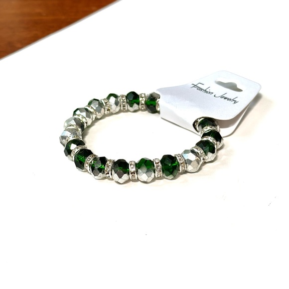 Emerald and Silver Crystal Bracelet - Picture 2 of 5